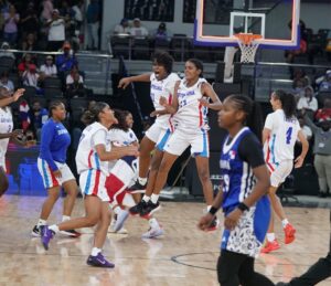 Dominican Republic women’s basketball team celebrates bronze at Santo Domingo 2026