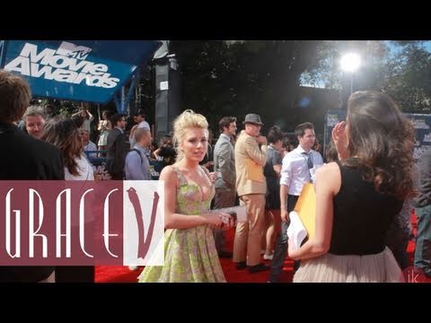 La Coacha covers MTV Music Awards red carpet with Grace V’s Song