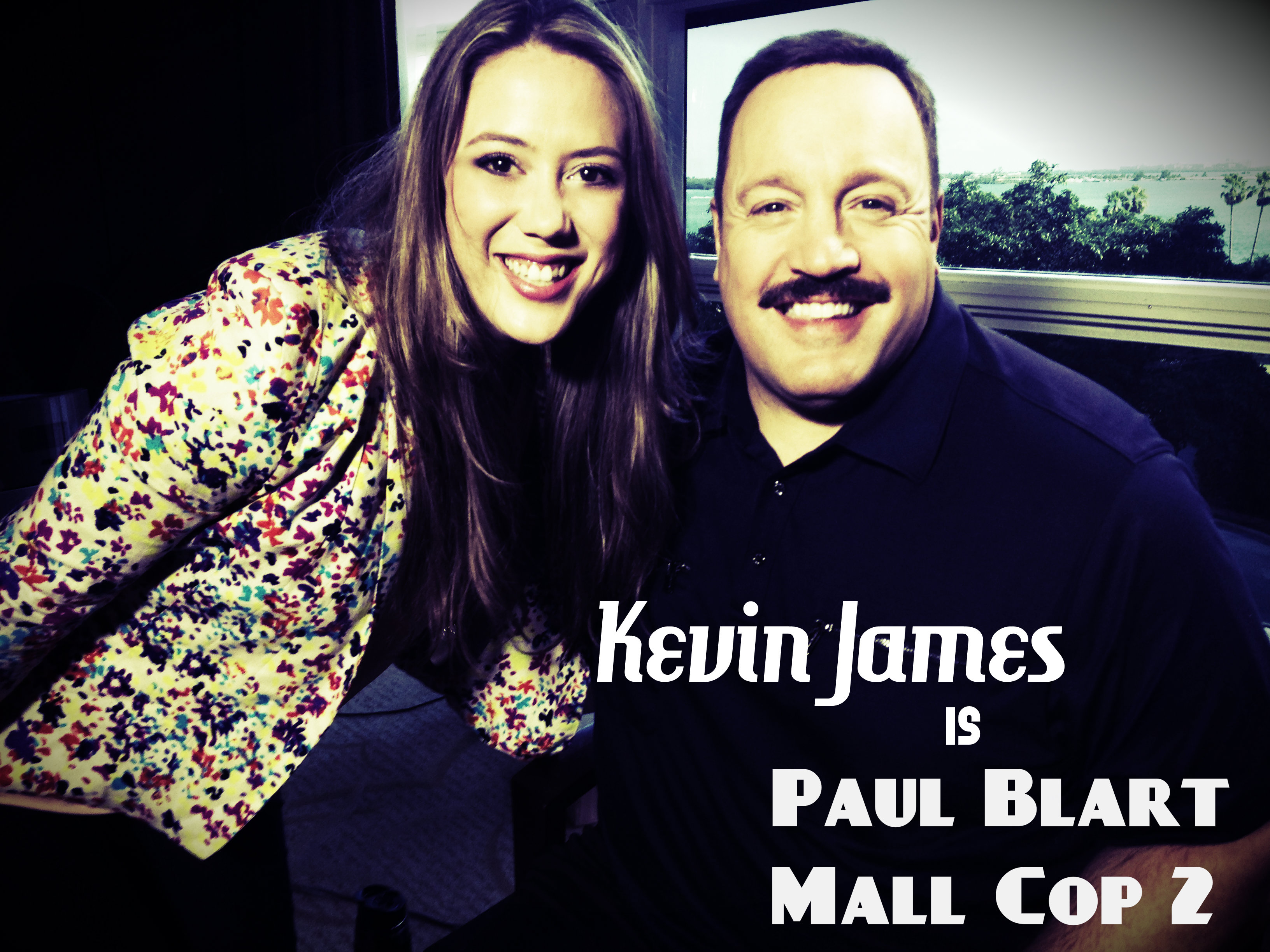 Kevin James talks to Meli Hernandez de Paul Blart Mall Cop 2